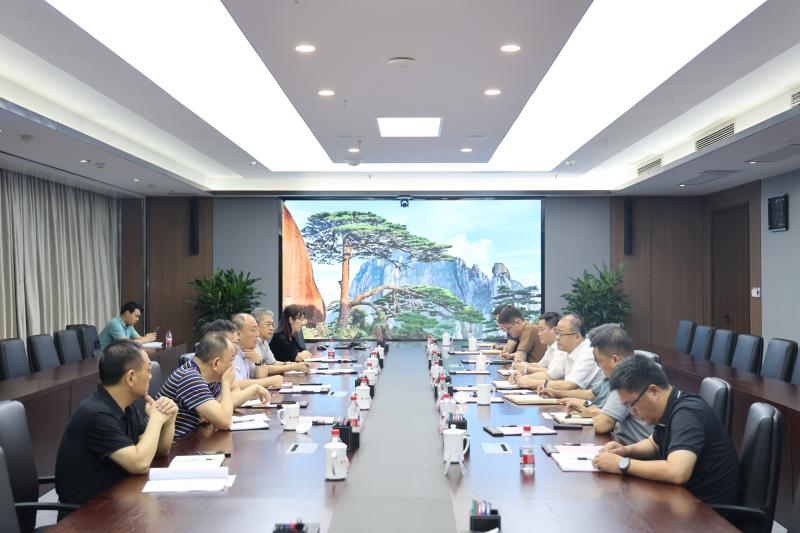 合肥市包河區(qū)區(qū)委副書(shū)記、區(qū)長(zhǎng)李煒一行到公司調(diào)研